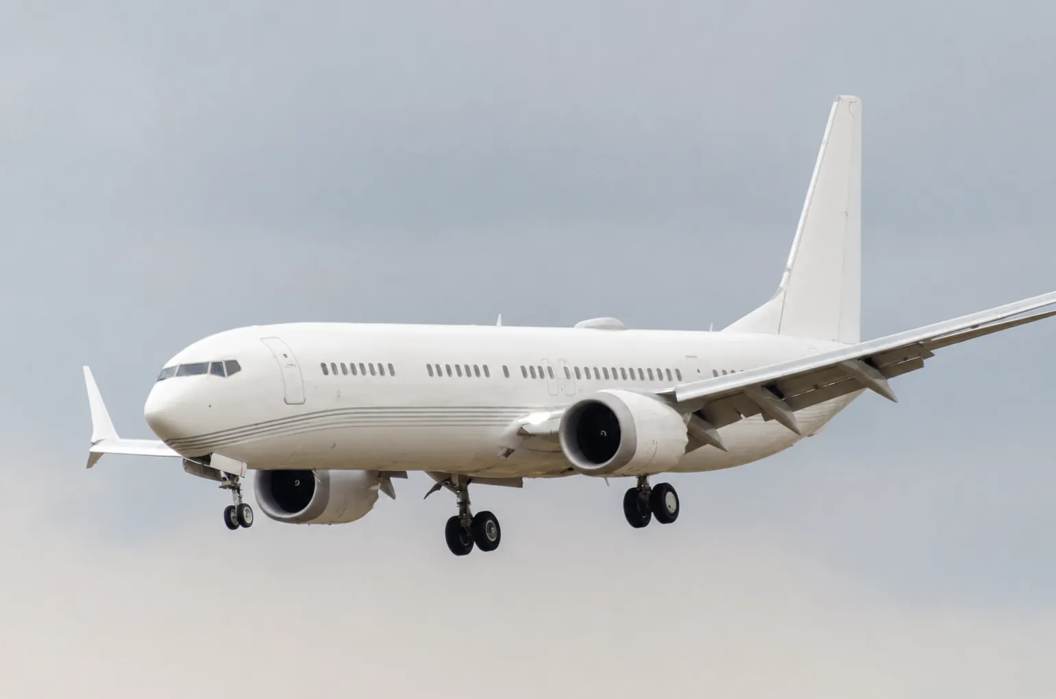 Airliner exterior